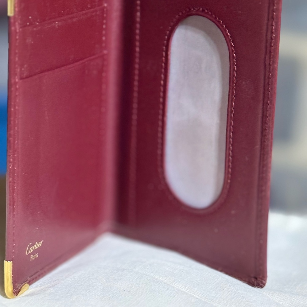 Vintage Must de Cartier Bordeaux Leather Card Holder-Gold Corner Made in France - Picture 8 of 9